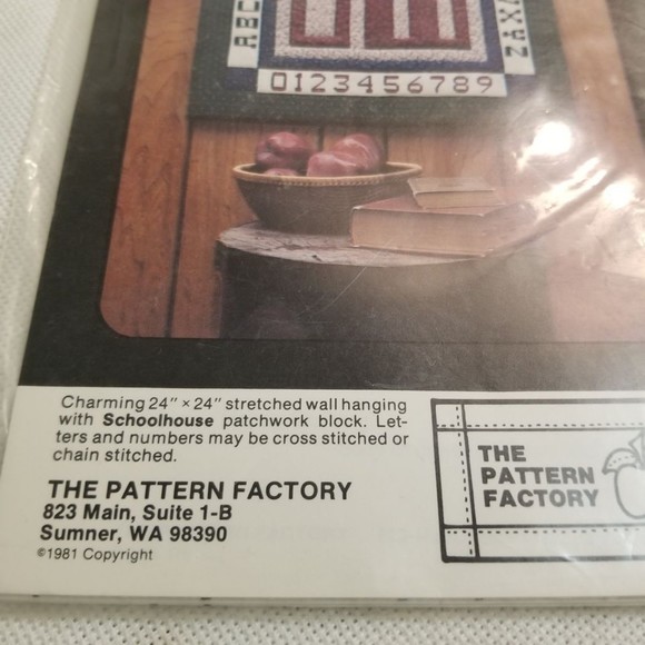 1981 The Pattern Factory Schoolhouse Sampler patchwork pattern new Pat025 - Picture 3 of 5